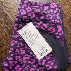 NWT Lululemon Drop It Like Its Hot Tights Sz 4